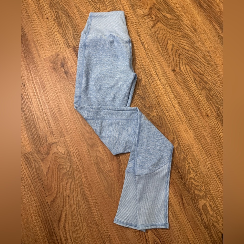 Like New High-Waist Alosoft Lounge Legging